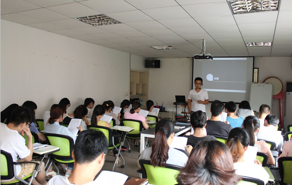 凡菲老麦讲述高效方式
